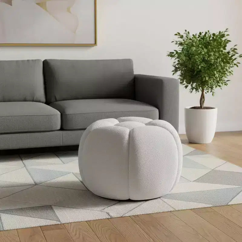 HomeRoots 19 White Tufted Boucle Round Ottoman