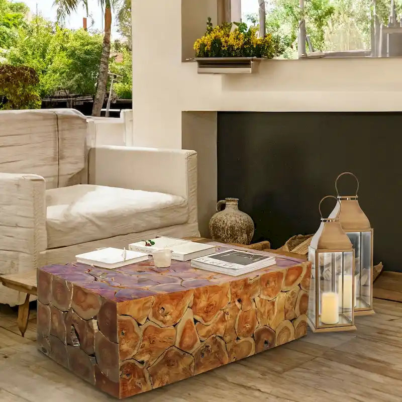 Table basse en teck rustique